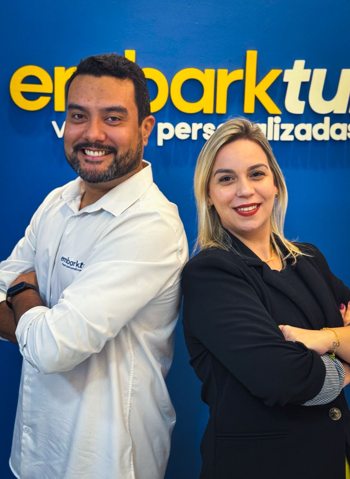 Mayelly Marques e Alex Marques, fundadores da Embarktur